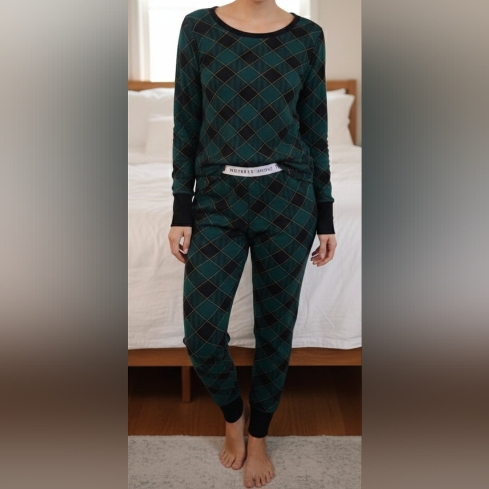 VICTORIA'S SECRET Dark Green Christmas Holiday Pajamas Sleep Set Plaid , Size XS